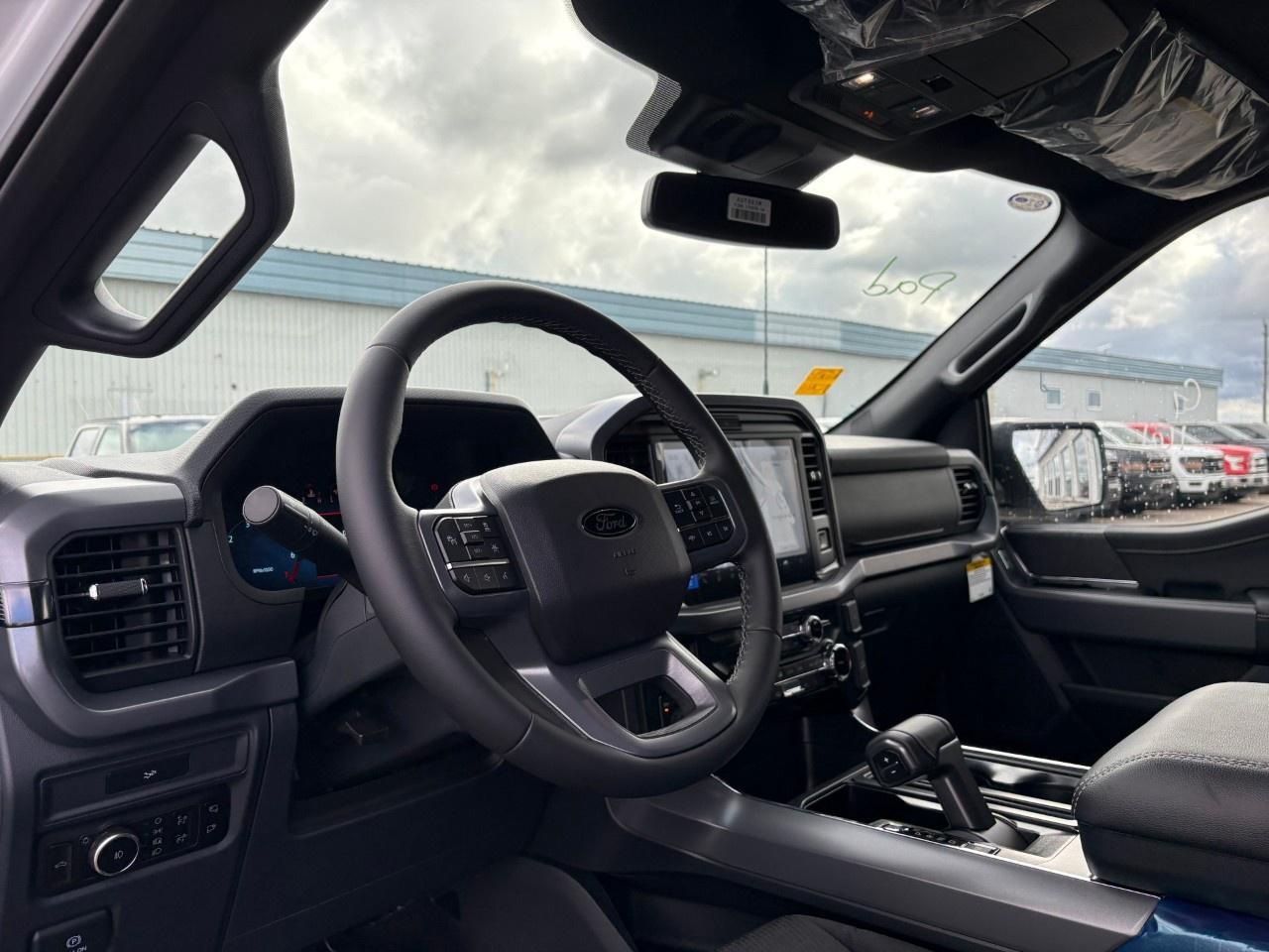 2026 Ford F-150 XLT 4WD SuperCrew 5.5' Box Photo