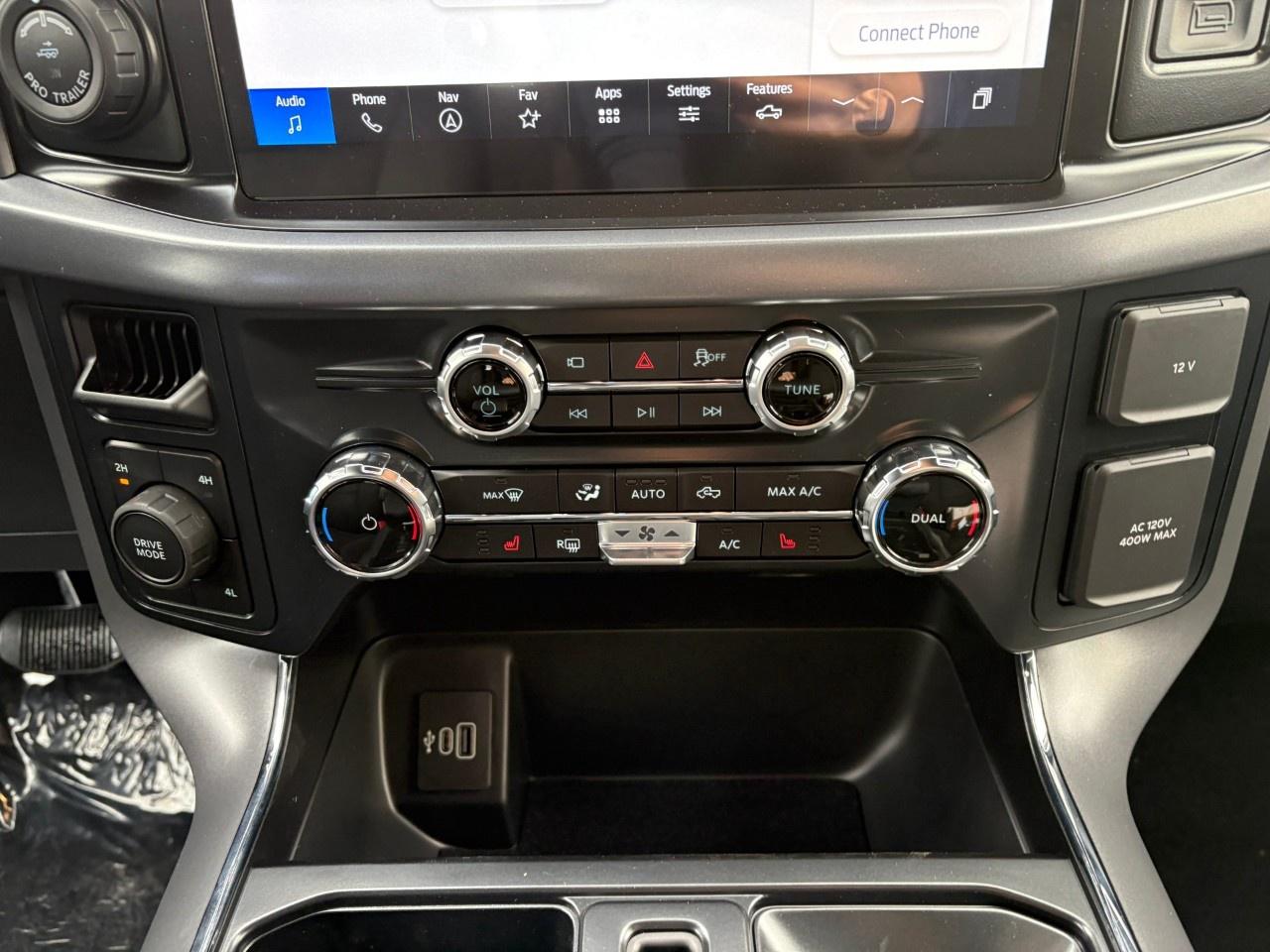 2026 Ford F-150 XLT 4WD SuperCrew 5.5' Box Photo