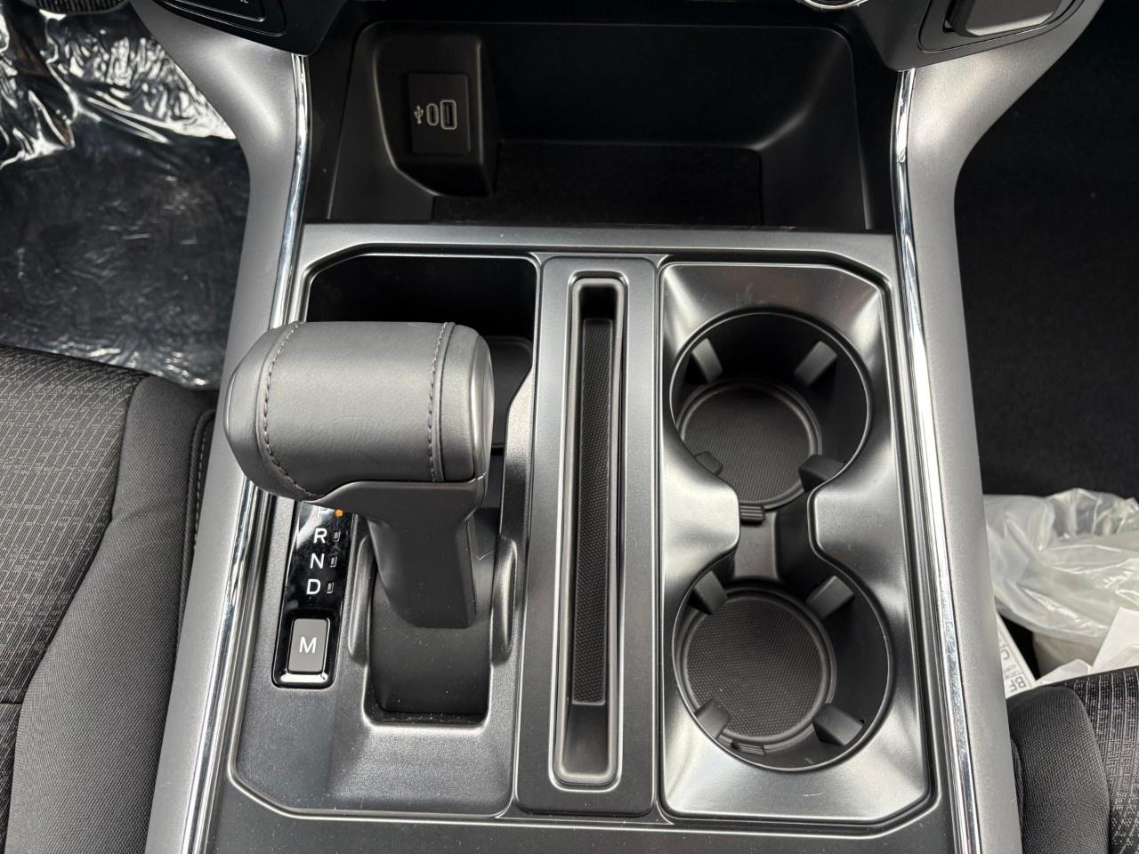 2026 Ford F-150 XLT 4WD SuperCrew 5.5' Box Photo