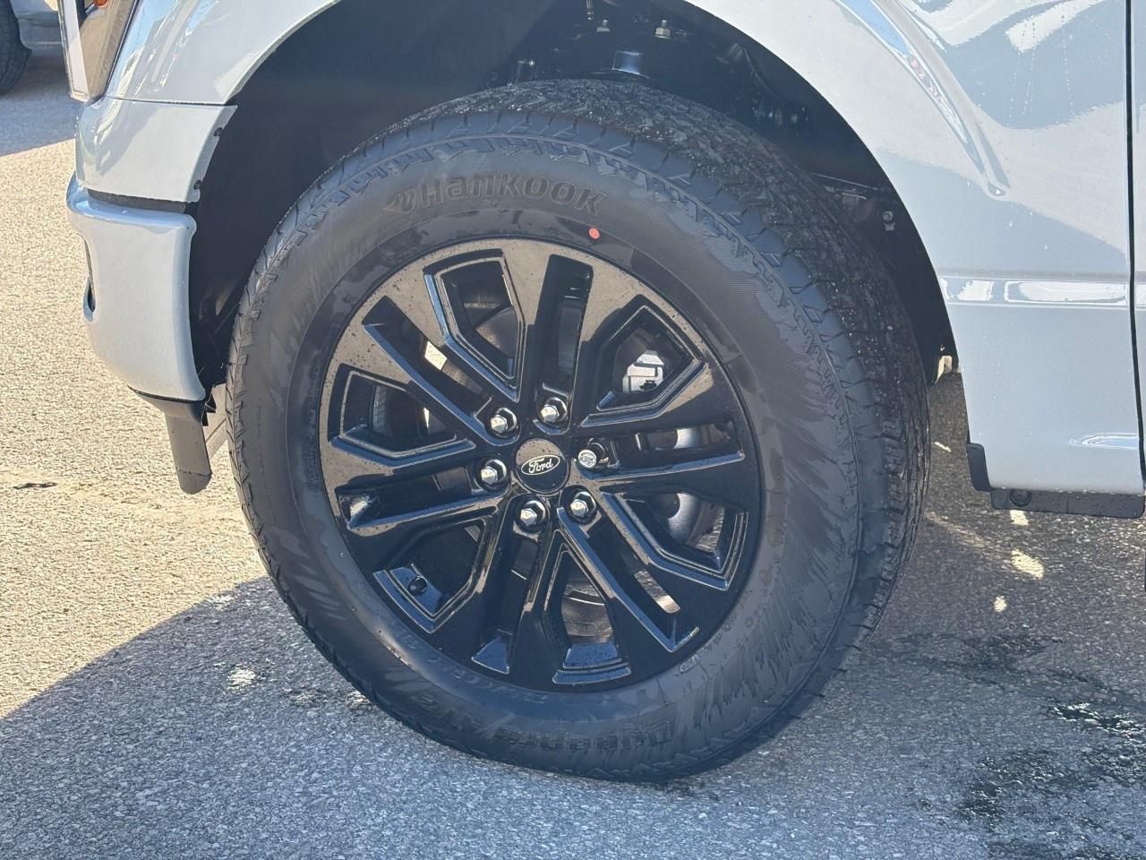 2026 Ford F-150 Lariat 4WD SuperCrew 5.5' Box Photo