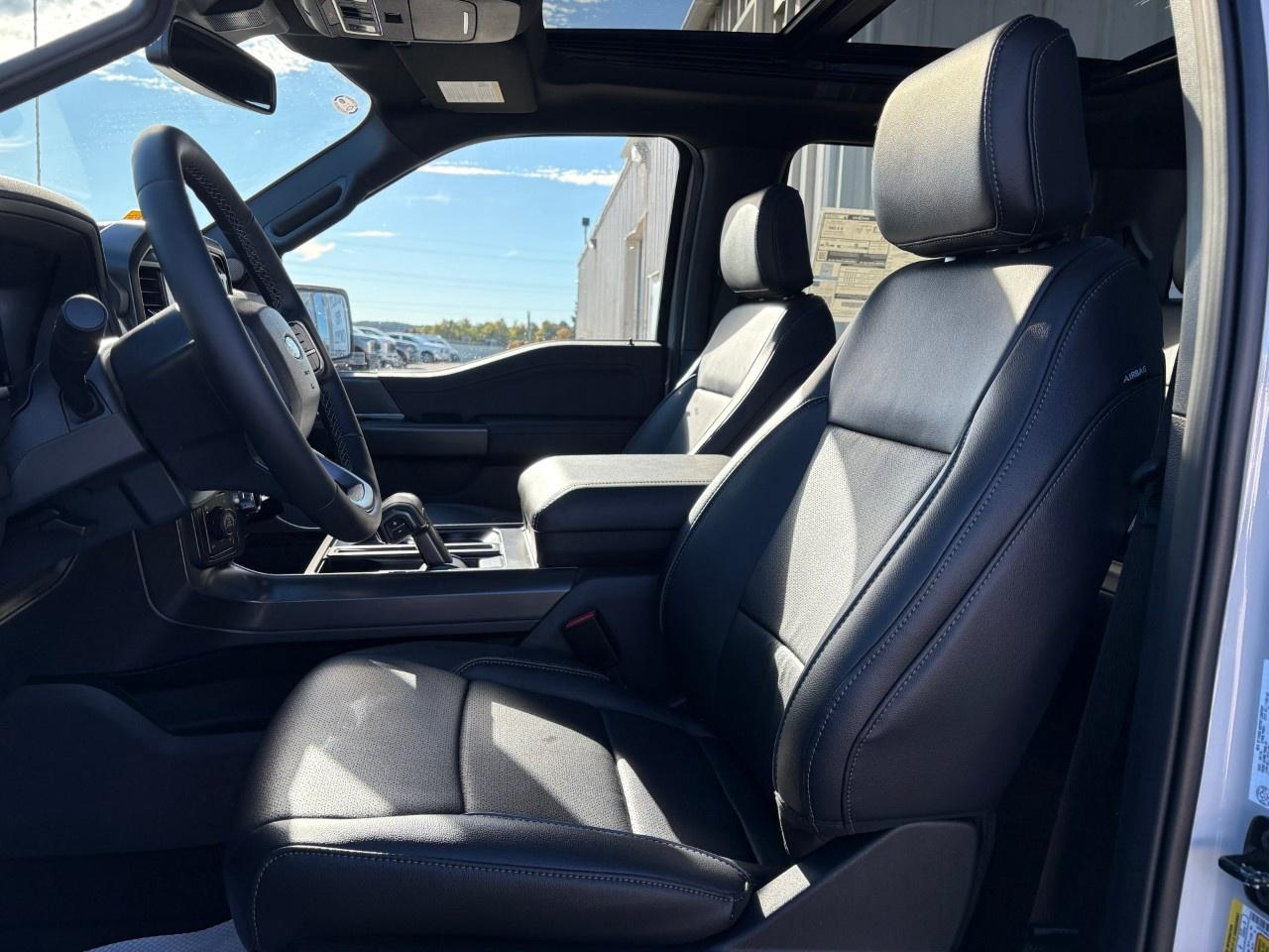 2026 Ford F-150 Lariat 4WD SuperCrew 5.5' Box Photo