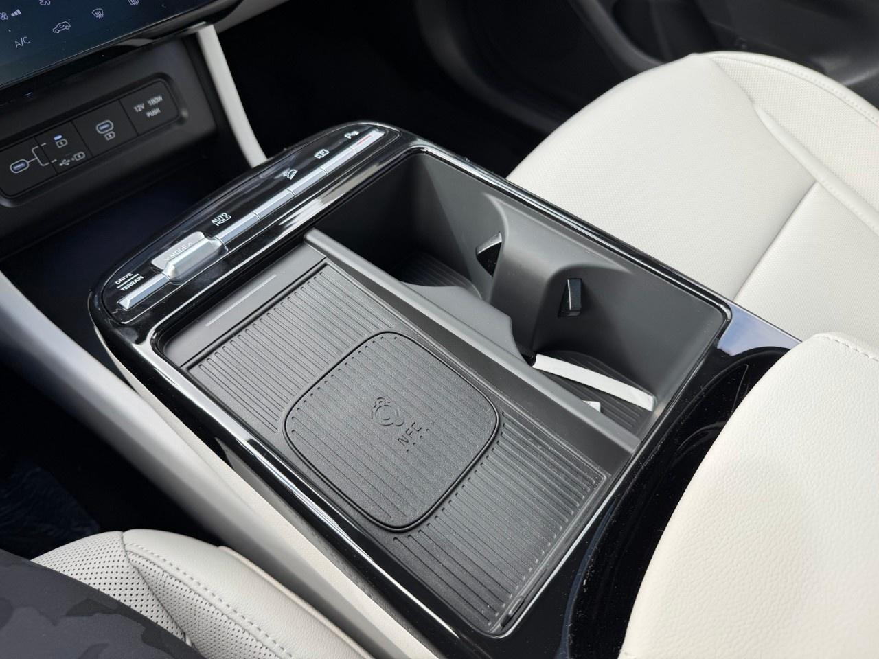 2026 Hyundai Tucson Hybrid Ultimate AWD Photo