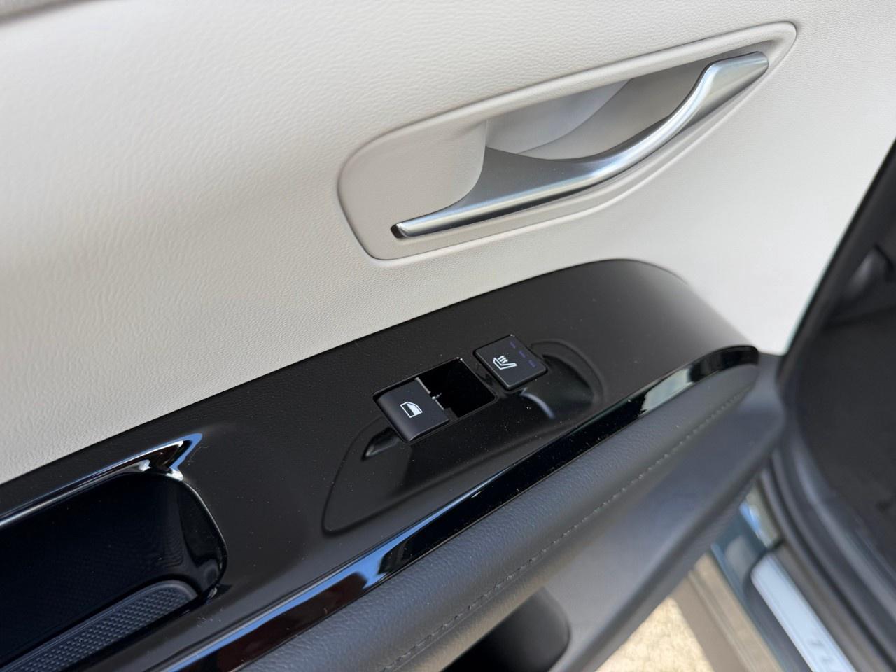 2026 Hyundai Tucson Hybrid Ultimate AWD Photo