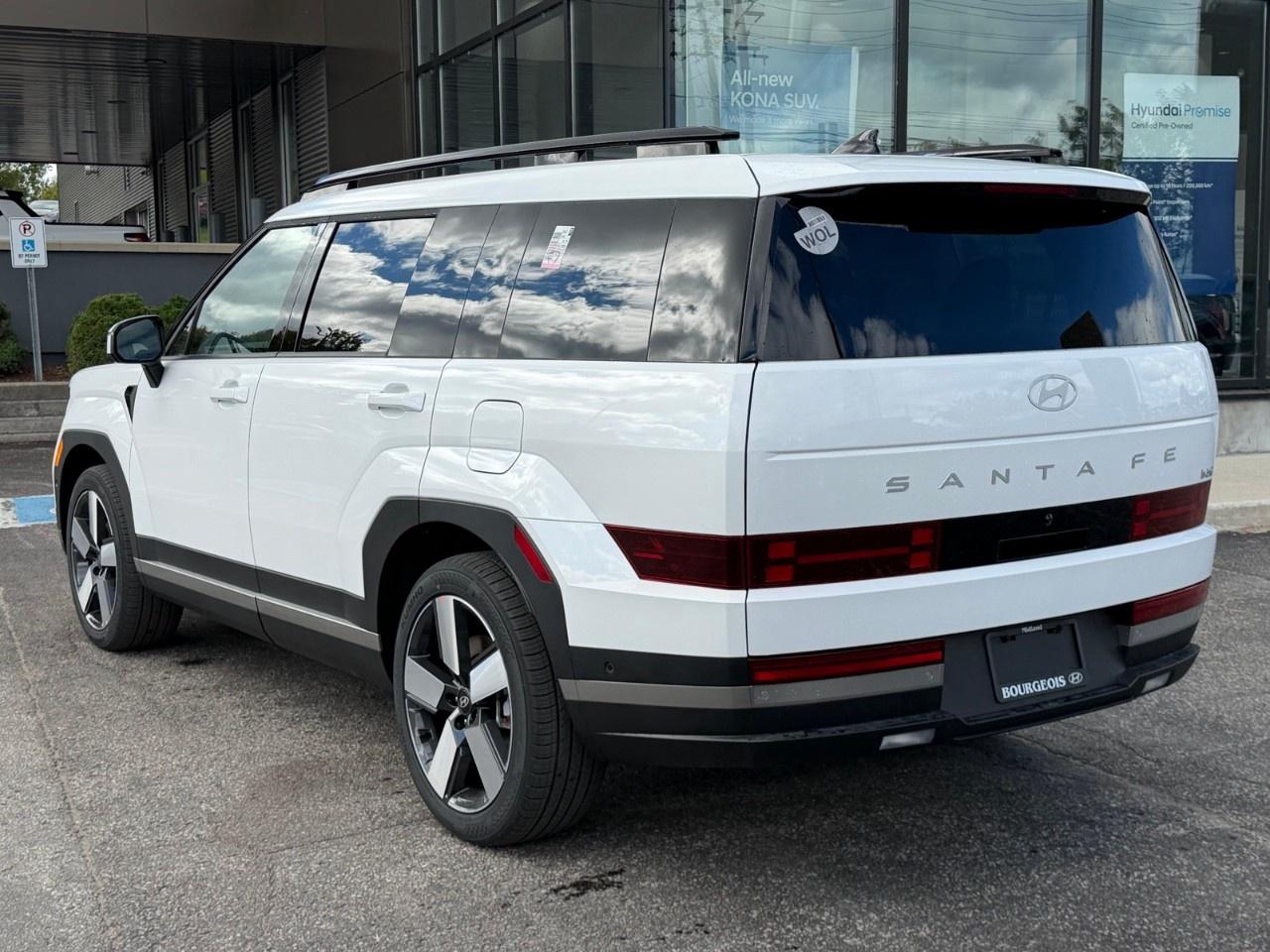 2027 Hyundai Santa Fe Hybrid Luxury AWD Photo