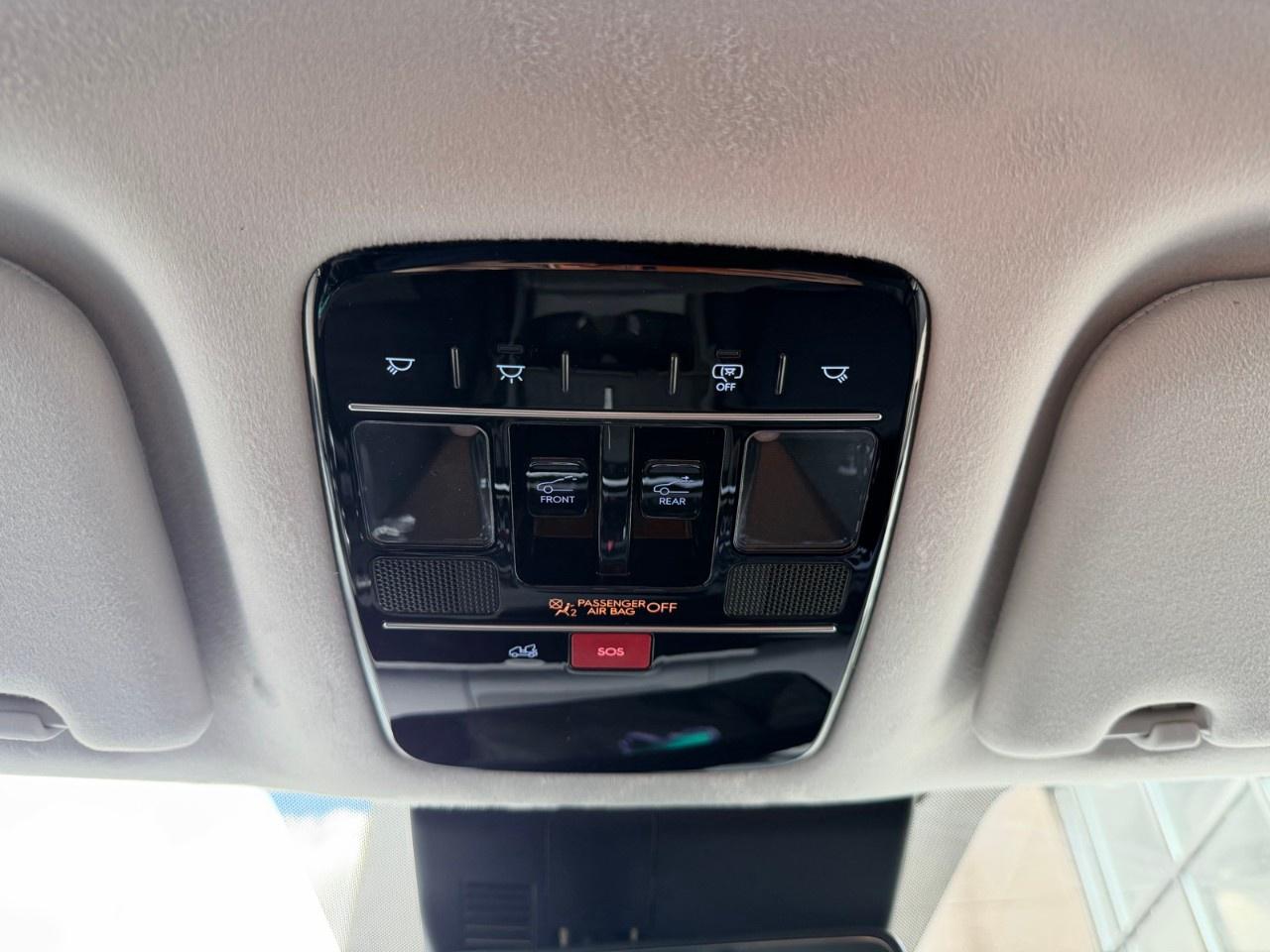 2027 Hyundai Santa Fe Hybrid Luxury AWD Photo