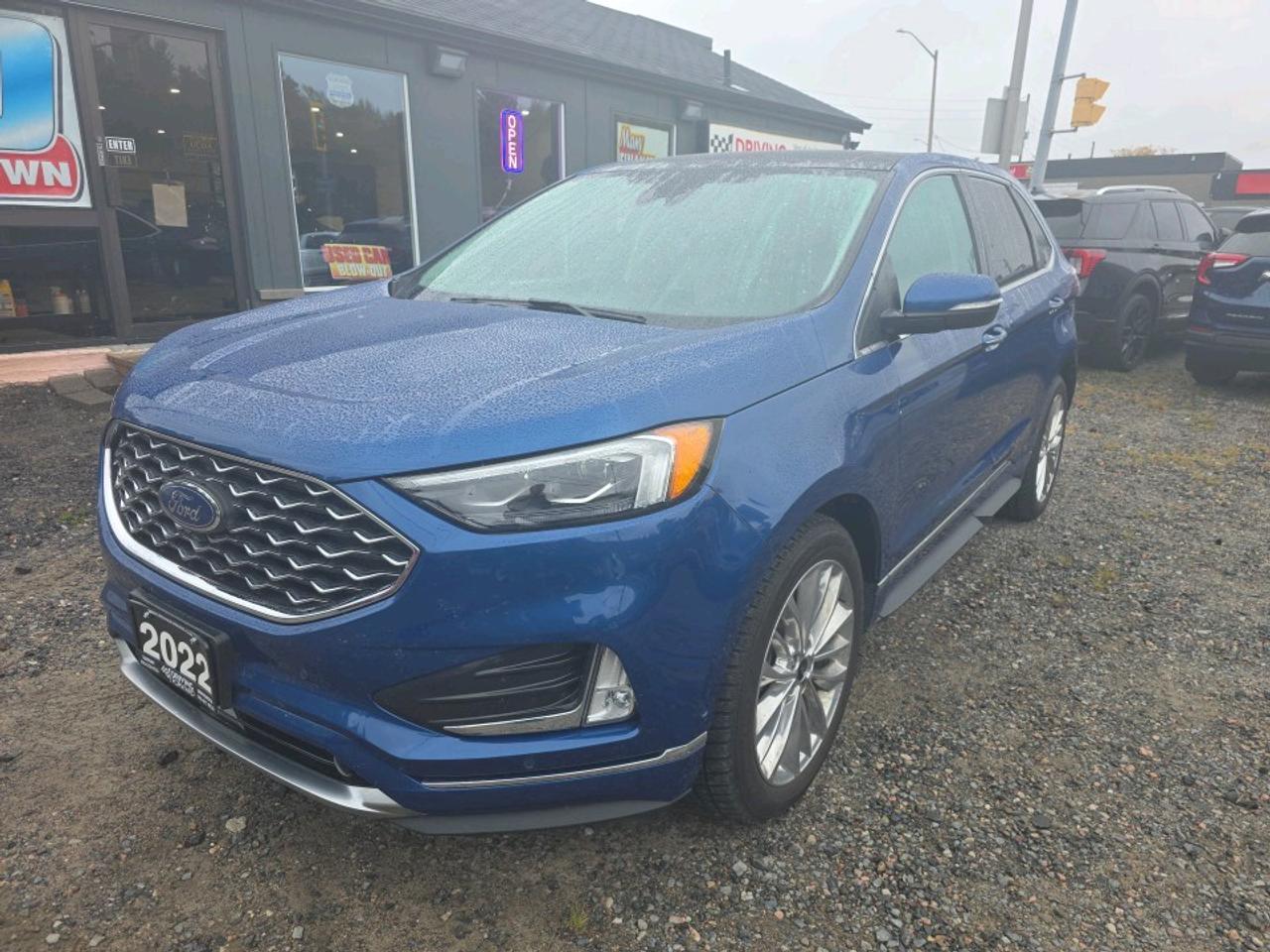 2022 Ford Edge Titanium TITANIUM AWD Photo