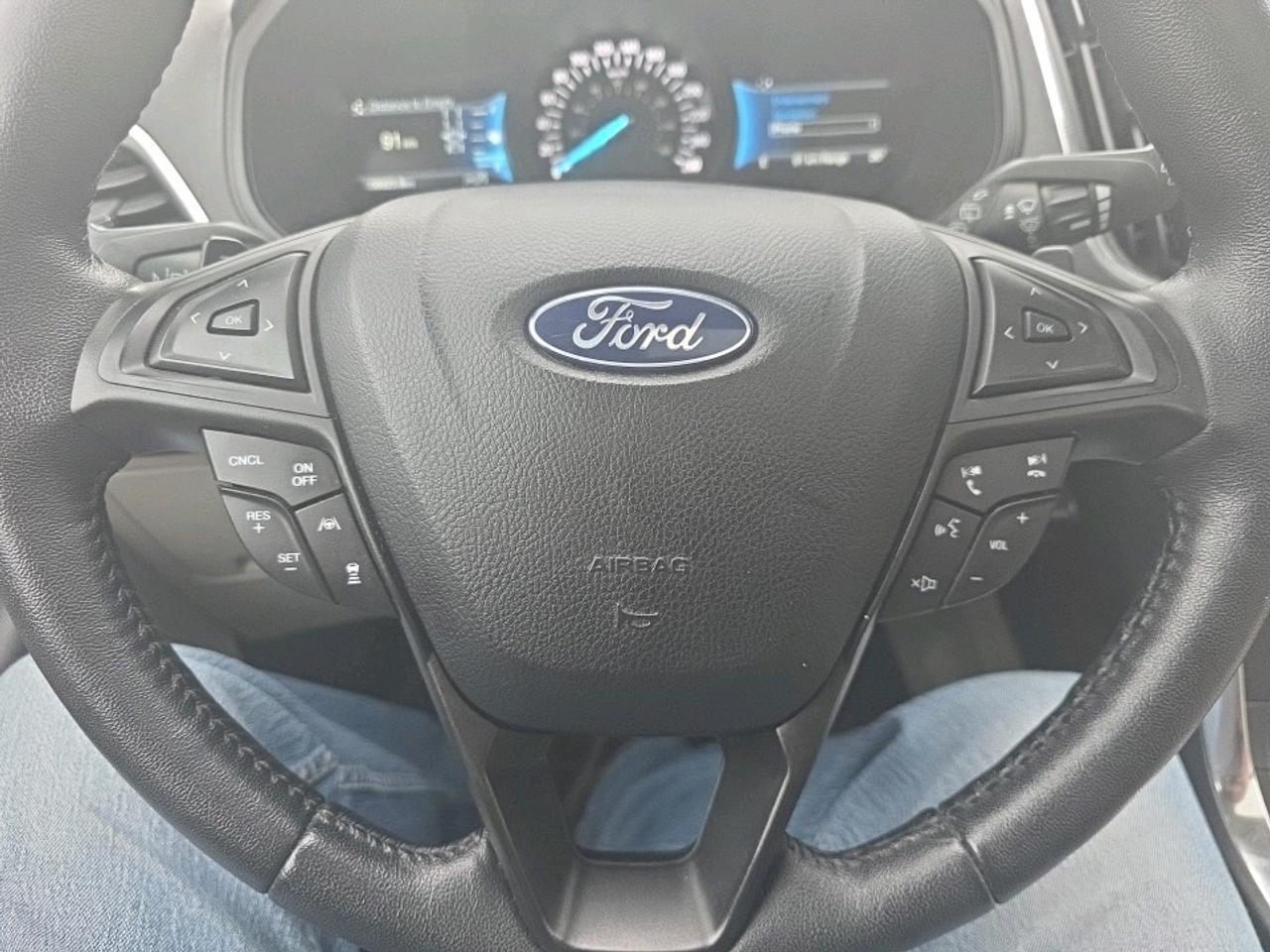 2022 Ford Edge Titanium TITANIUM AWD Photo