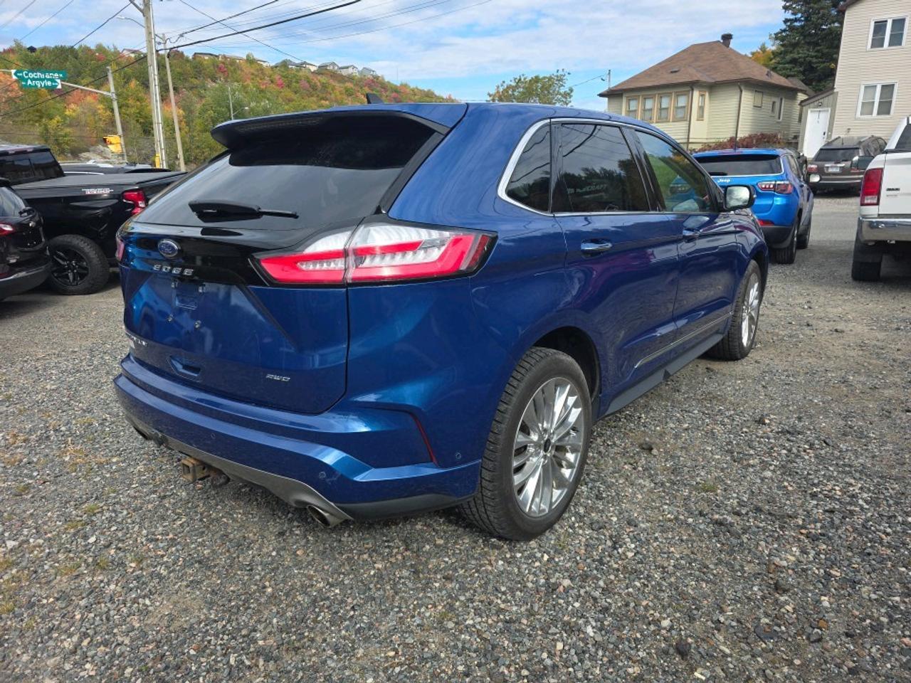 2022 Ford Edge Titanium TITANIUM AWD Photo