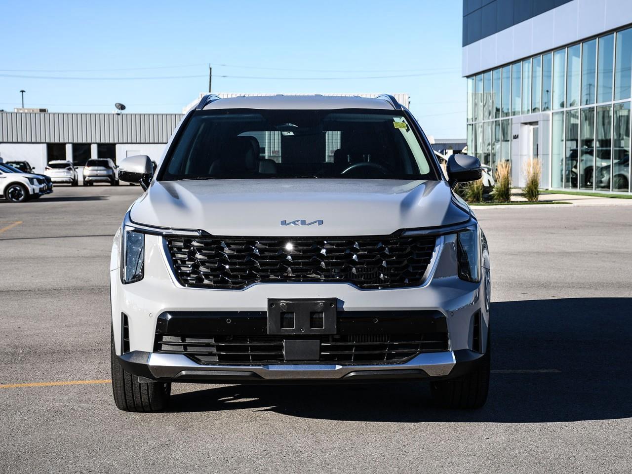 2025 Kia Sorento 2.5T EX 2025 Kia Sorento EX AWD | Heated Leather Seats | Heated Steering Wheel | 6 Passenger | Power Liftgate | Smart Cruise Control | Blind Spot | 12.3 Multimedia Touchscreen Photo