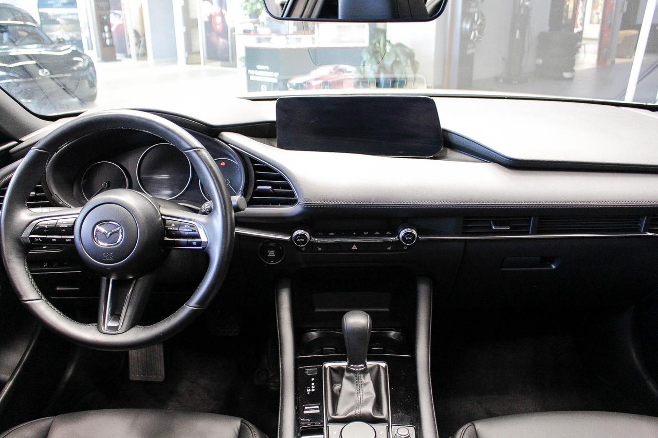 2024 Mazda MAZDA3 GS MAZDA CERTIFIED PRE-OWNED - LOW KMS - LEATHERETTE SEATS - APPLE CARPLAY AND ANDROID AUTO Photo
