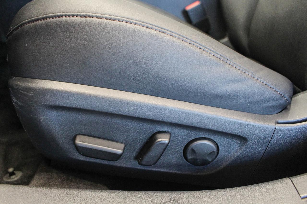 2024 Mazda MAZDA3 GS MAZDA CERTIFIED PRE-OWNED - LOW KMS - LEATHERETTE SEATS - APPLE CARPLAY AND ANDROID AUTO Photo