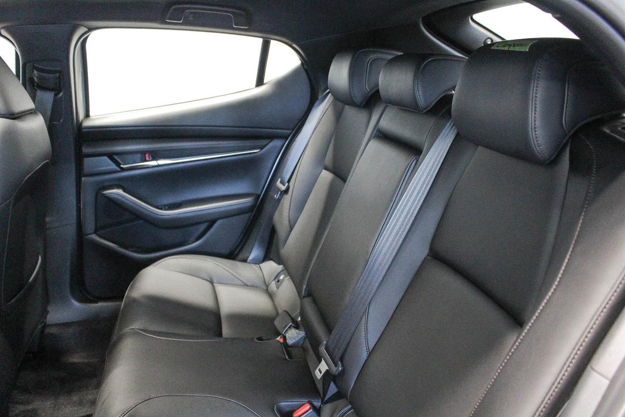2024 Mazda MAZDA3 GS MAZDA CERTIFIED PRE-OWNED - LOW KMS - LEATHERETTE SEATS - APPLE CARPLAY AND ANDROID AUTO Photo