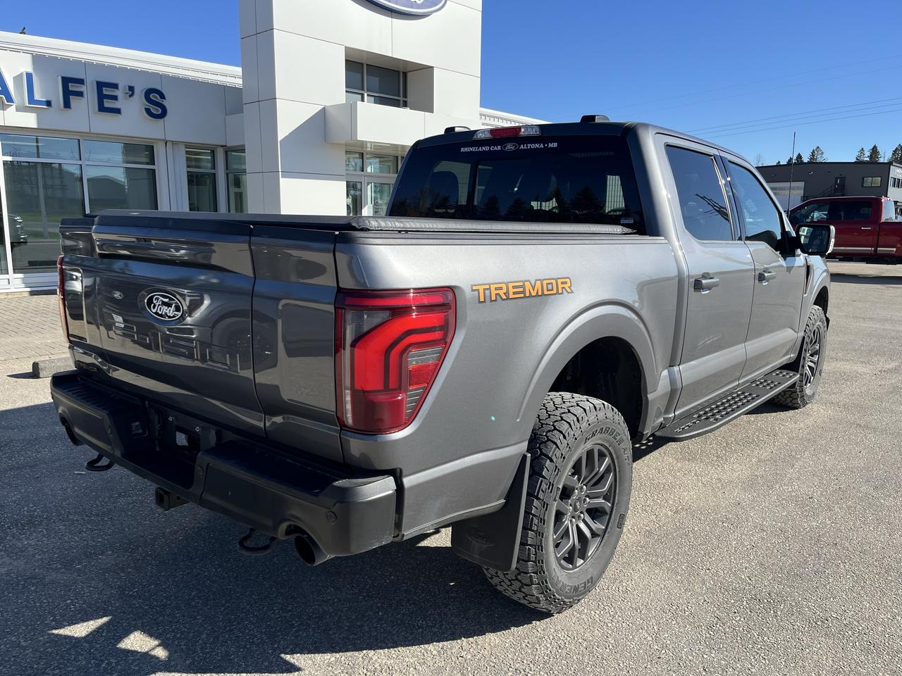 2024 Ford F-150 Tremor 4WD SuperCrew 5.5' Box Photo4