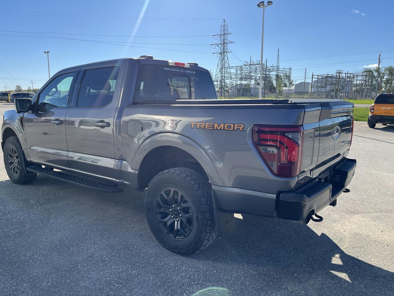 2024 Ford F-150 Tremor 4WD SuperCrew 5.5' Box Photo3