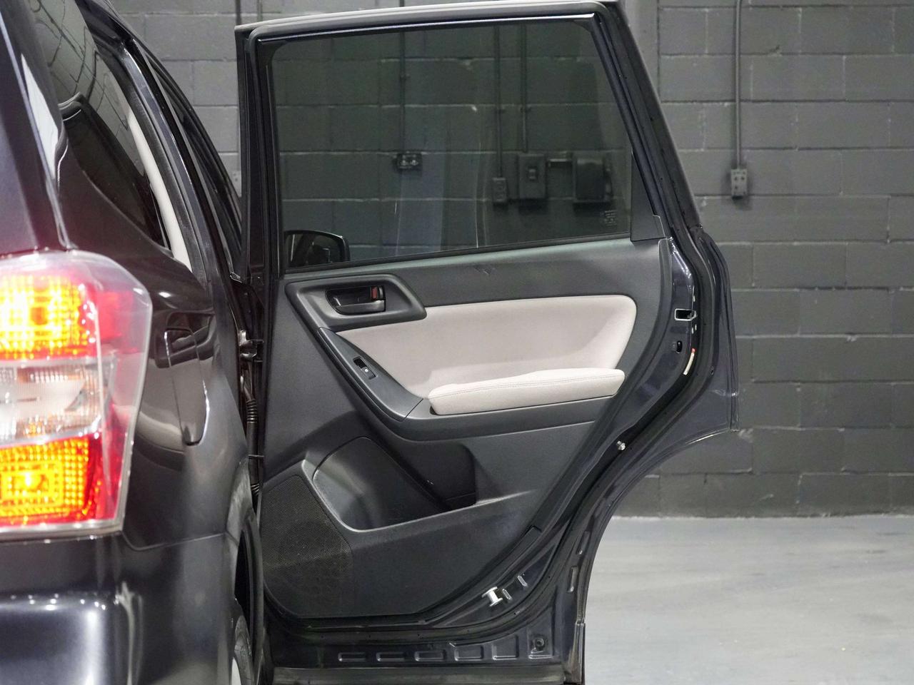 2015 Subaru Forester i Convenience Photo
