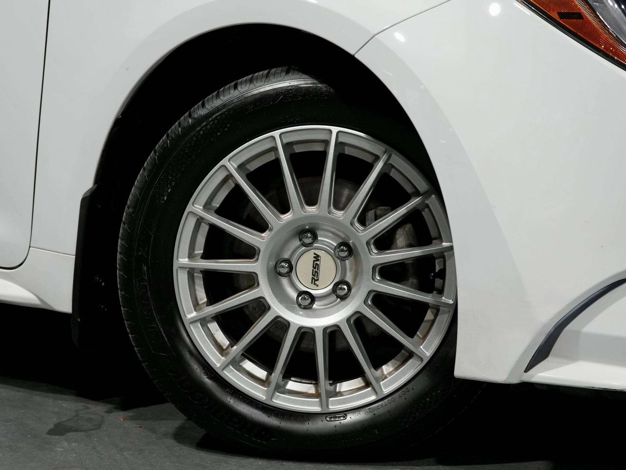 2020 Toyota Corolla LE| WINTER TIRES AND RIMS INC| Photo