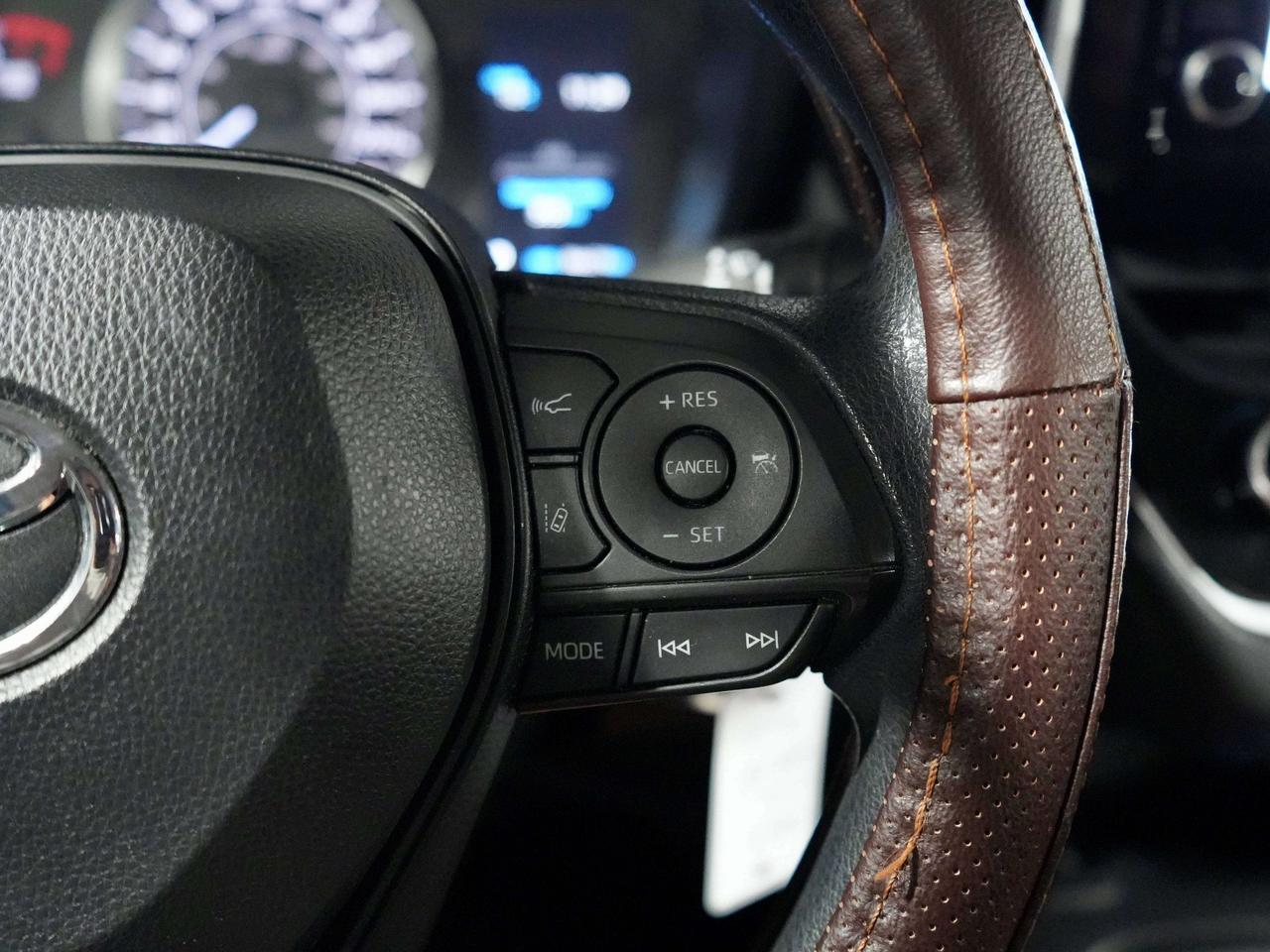 2020 Toyota Corolla LE| WINTER TIRES AND RIMS INC| Photo