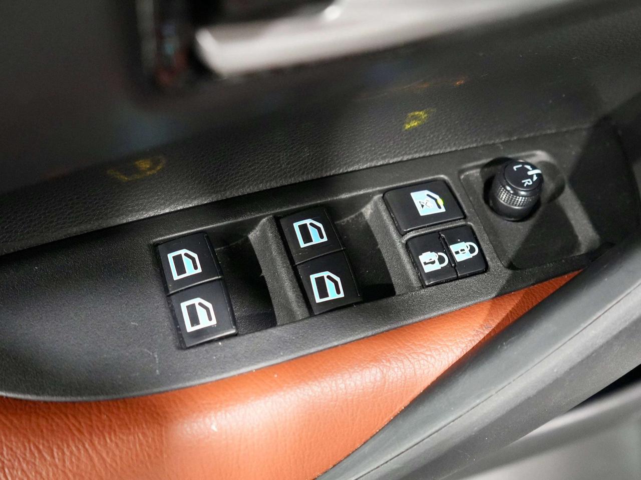 2020 Toyota Corolla LE| WINTER TIRES AND RIMS INC| Photo