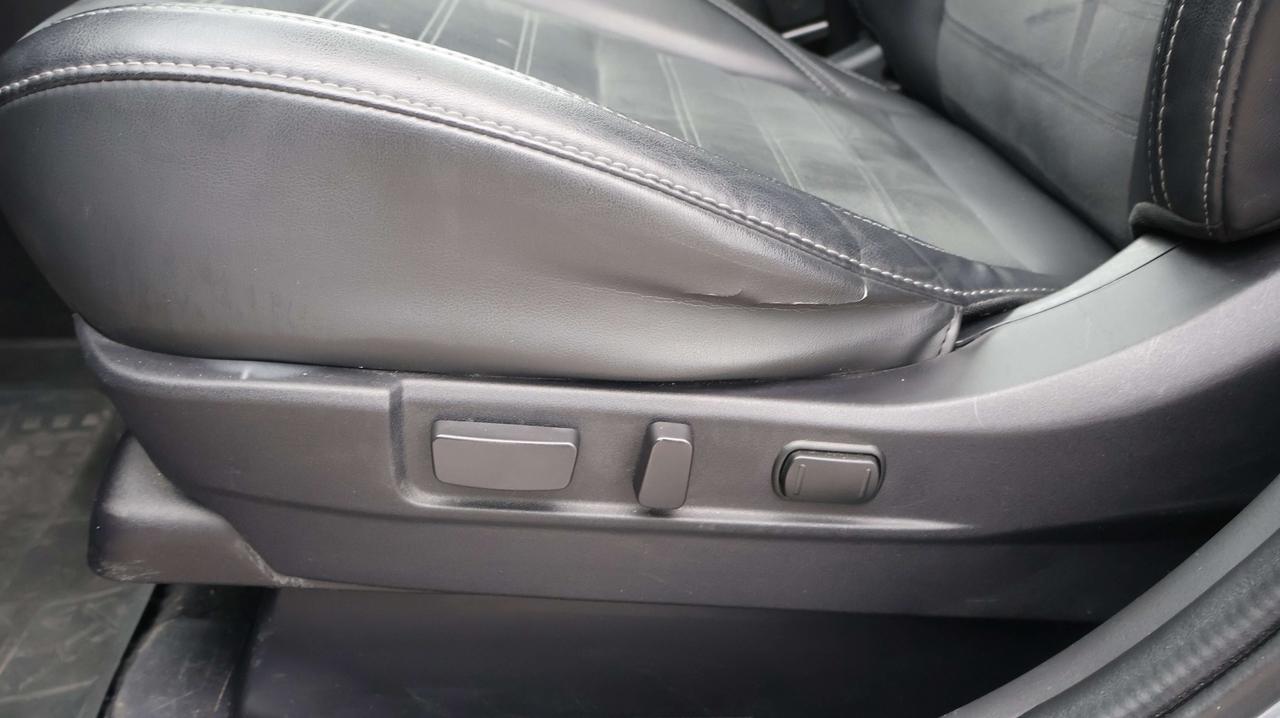 2020 Mitsubishi Outlander | Back-Up Camera Photo