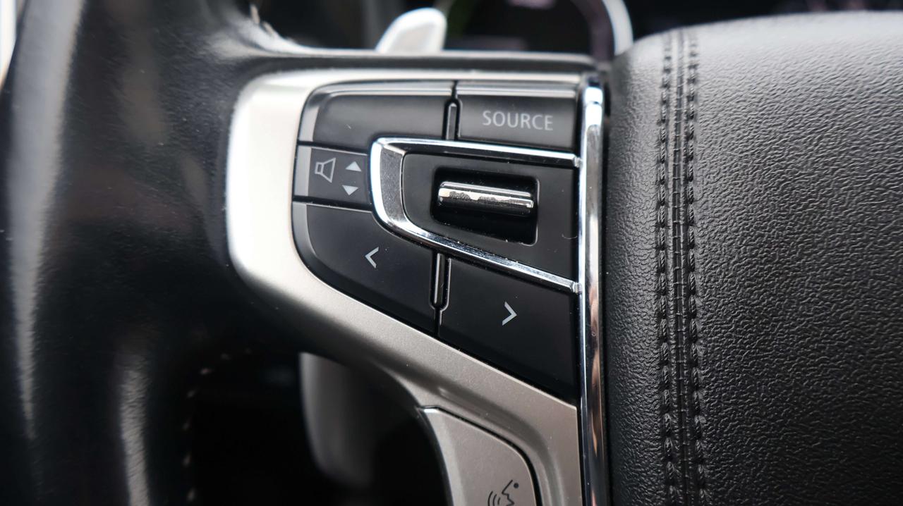 2020 Mitsubishi Outlander | Back-Up Camera Photo