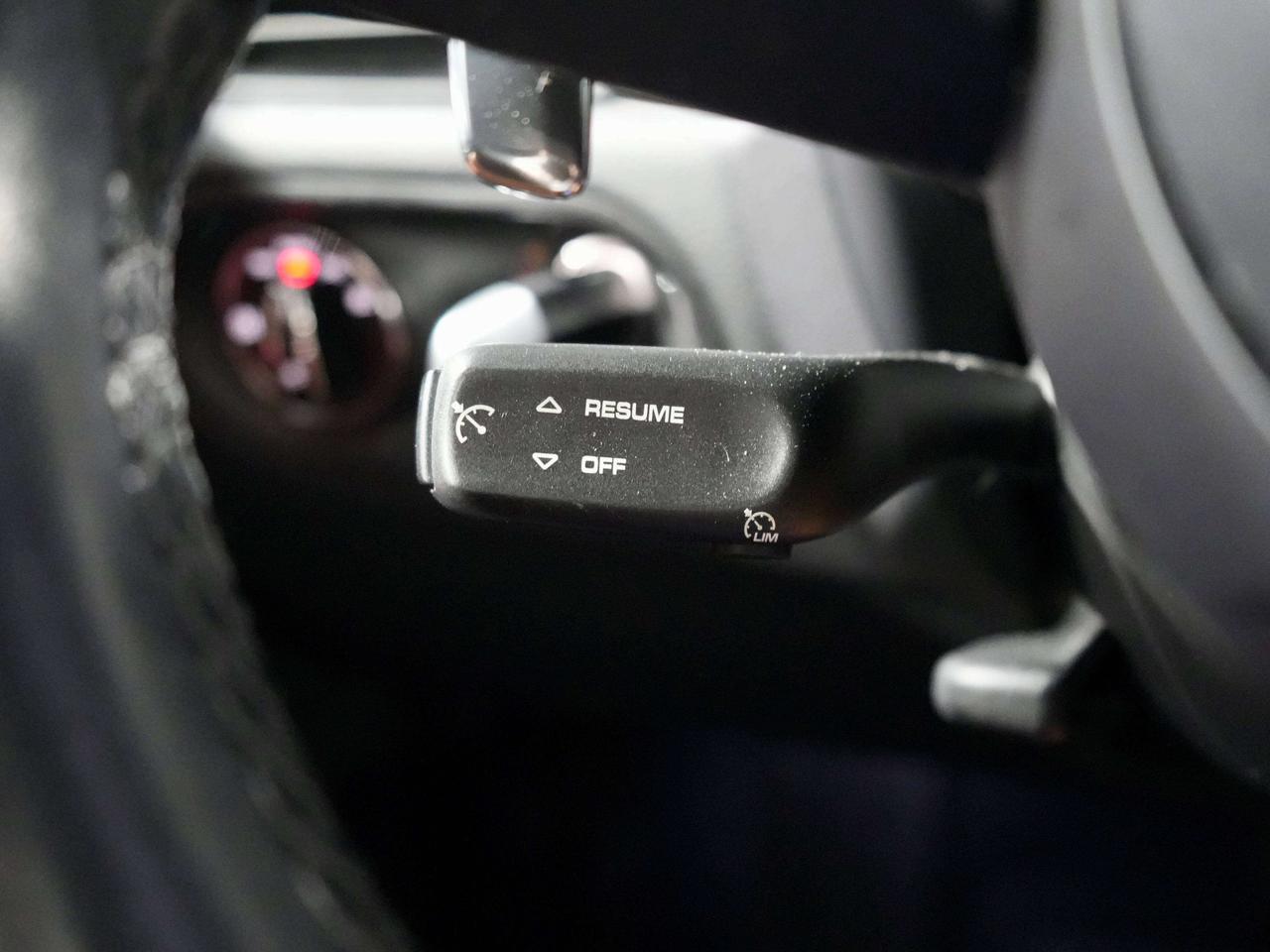 2023 Porsche Macan NO ACCIDENT| S |BOSE|DRIVERASSIST|RED INT|PANO|360 Photo