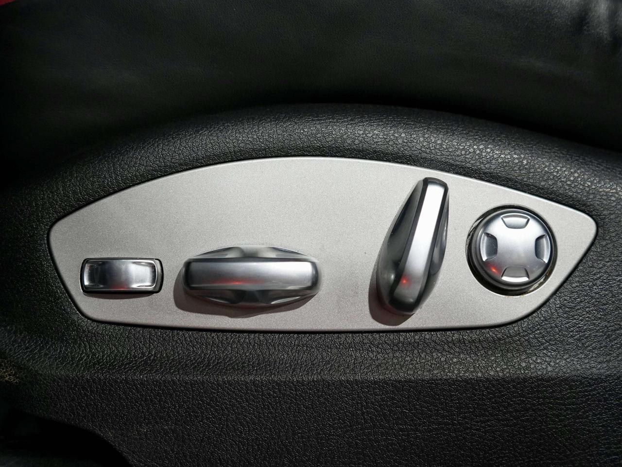 2023 Porsche Macan NO ACCIDENT| S |BOSE|DRIVERASSIST|RED INT|PANO|360 Photo