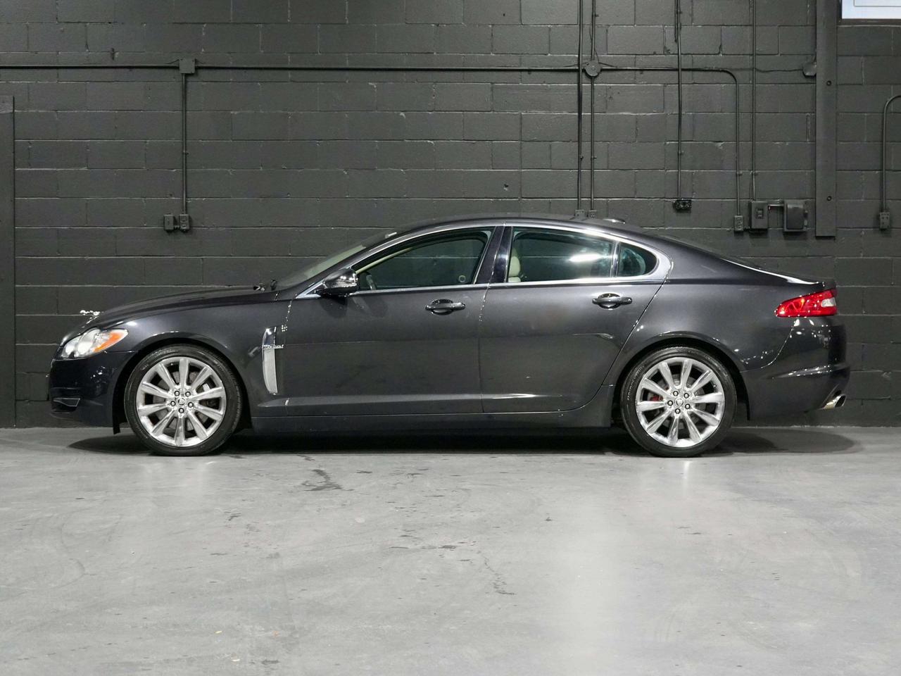 2011 Jaguar XF Premium Luxury|No Accident| V8 | Photo