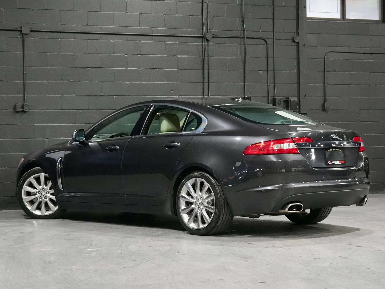 2011 Jaguar XF Premium Luxury|No Accident| V8 | Photo