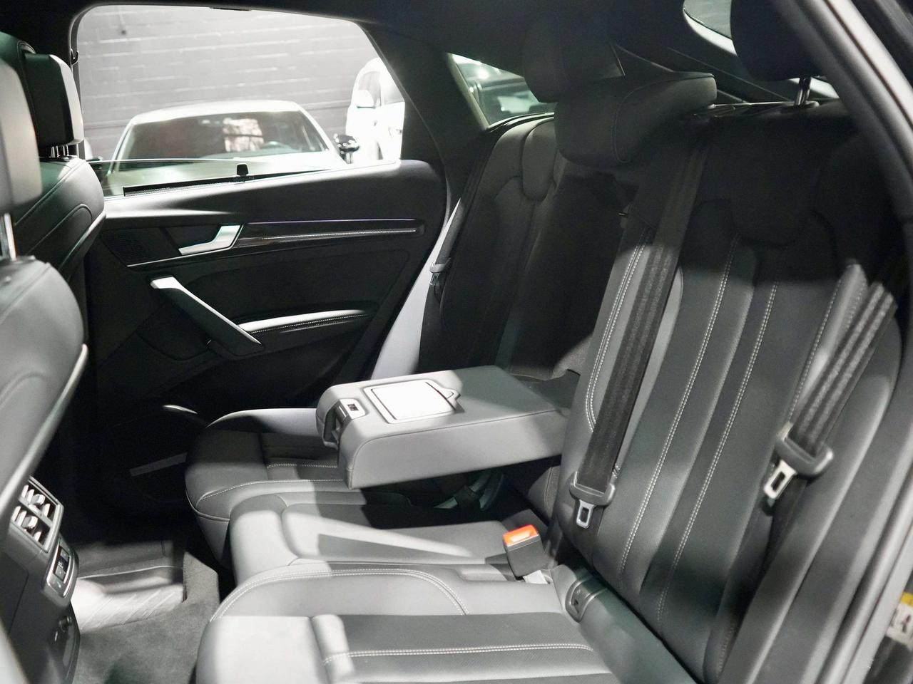 2021 Audi SQ5 Technik|SPORTBACK|HUD|360|B&O|PANO|CARBON INT| Photo