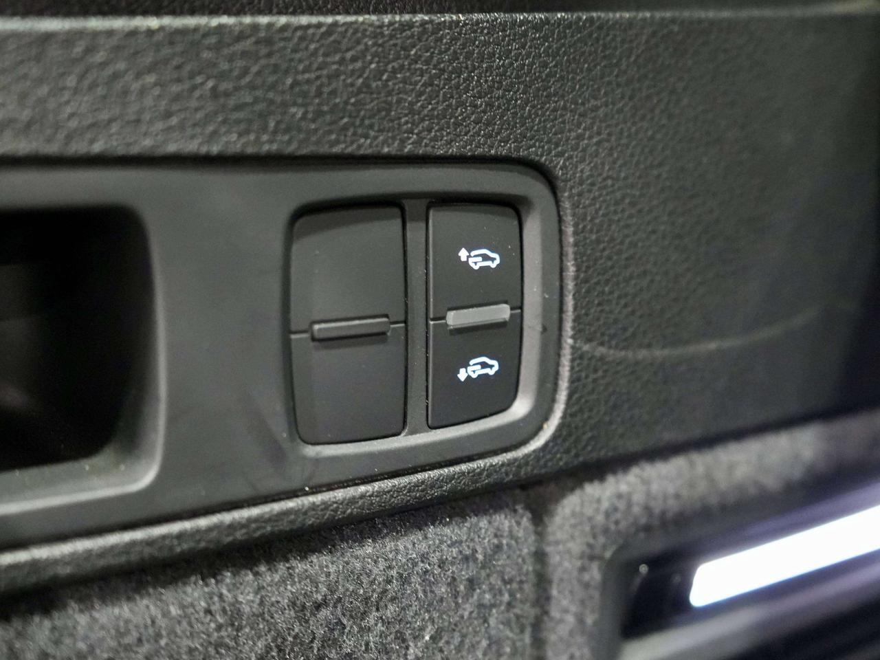 2021 Audi SQ5 Technik|SPORTBACK|HUD|360|B&O|PANO|CARBON INT| Photo