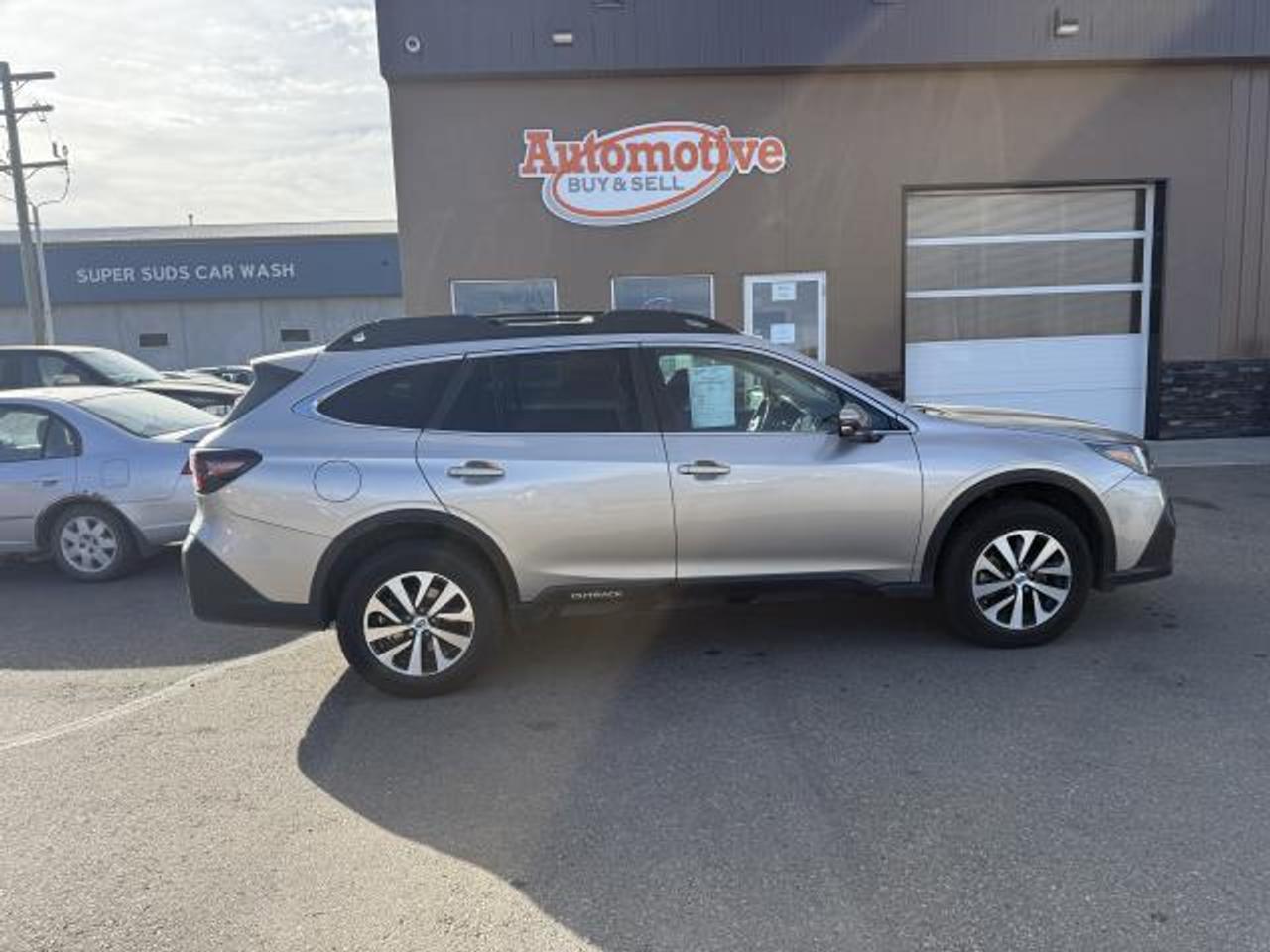 2020 Subaru Outback Touring - Photo #1