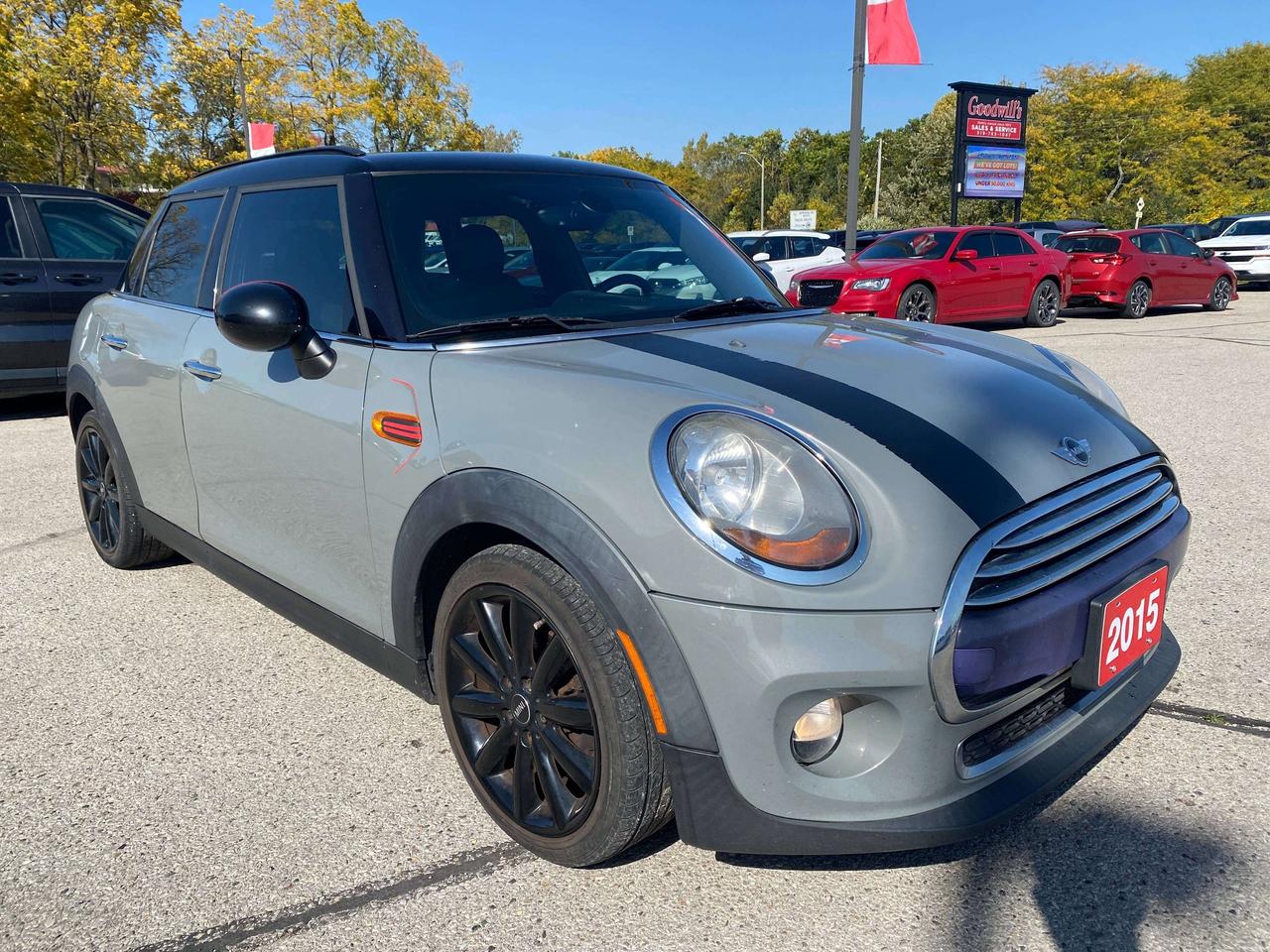 2015 MINI 5 Door CLEAN CARFAX, MANUAL TRANS, SUNROOF, HEATED SEATS! Photo
