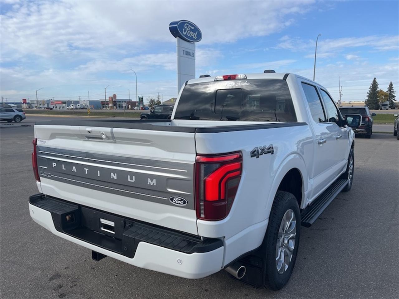 2026 Ford F-150 Platinum  - Sunroof Photo5