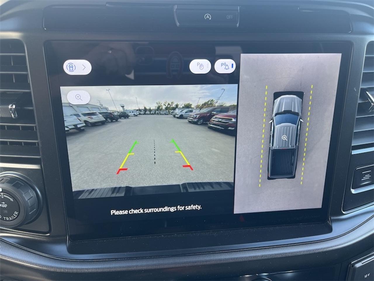 2026 Ford F-150 Platinum  - Sunroof Photo5