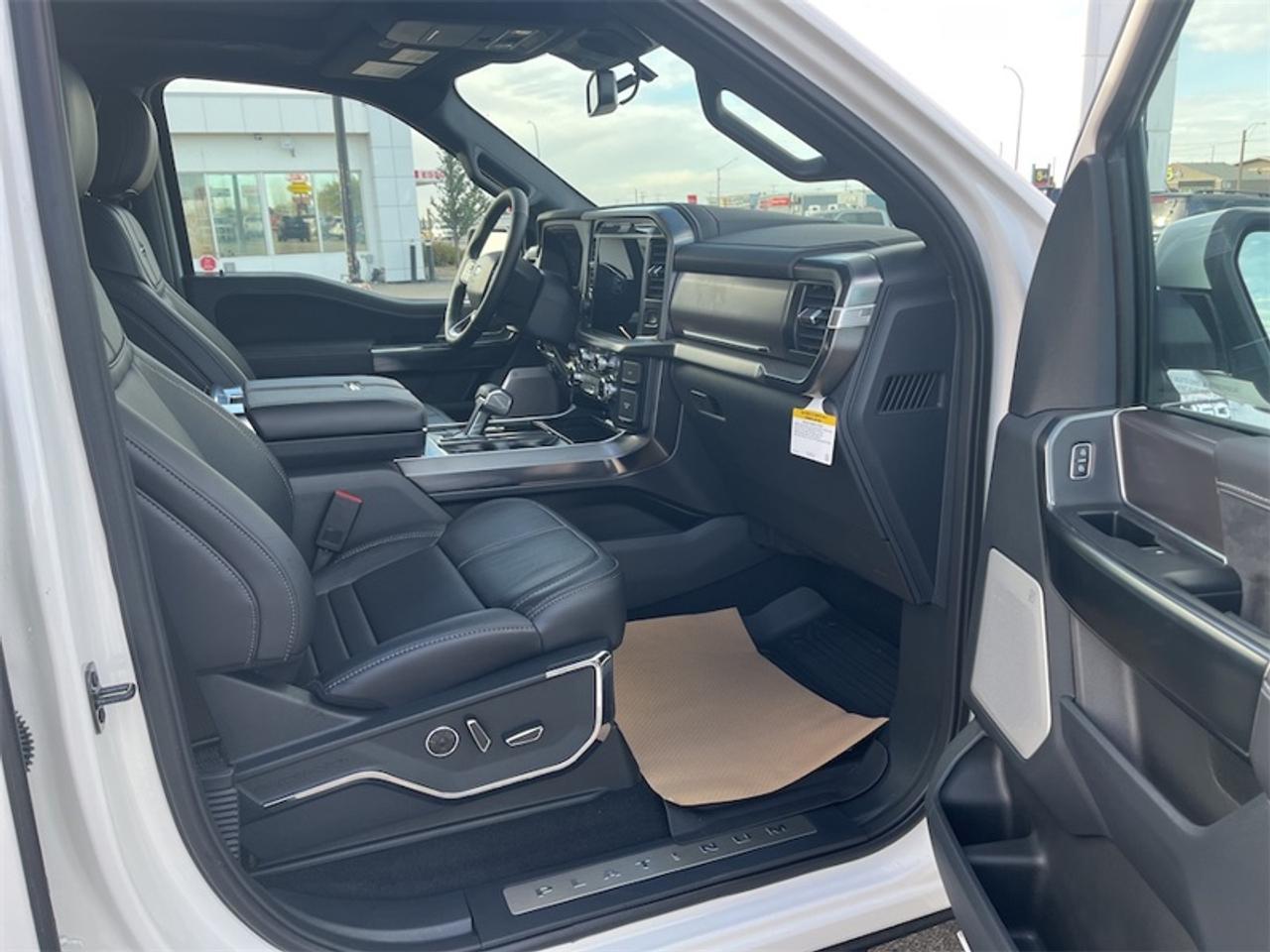 2026 Ford F-150 Platinum  - Sunroof Photo5