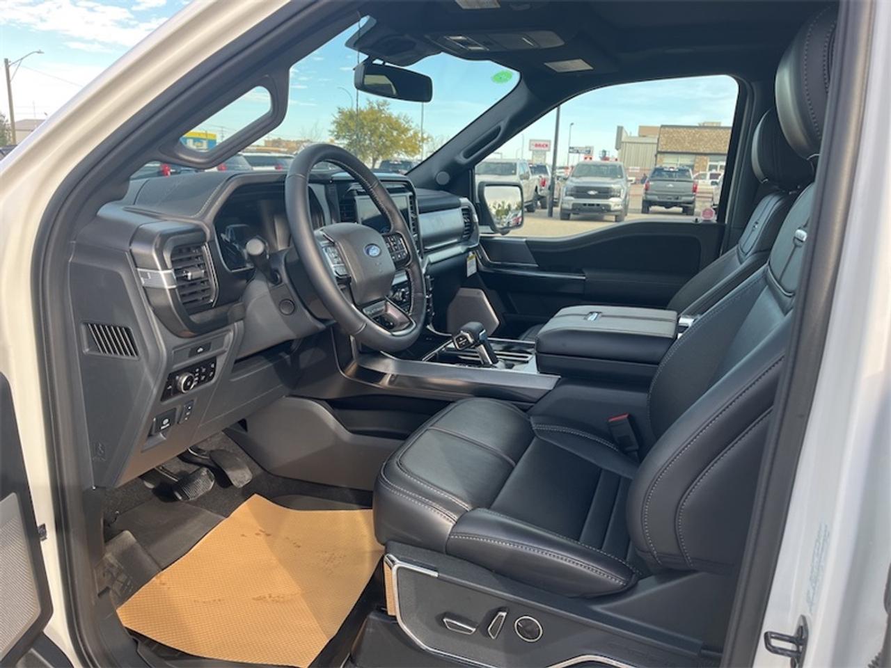2026 Ford F-150 Platinum  - Sunroof Photo5