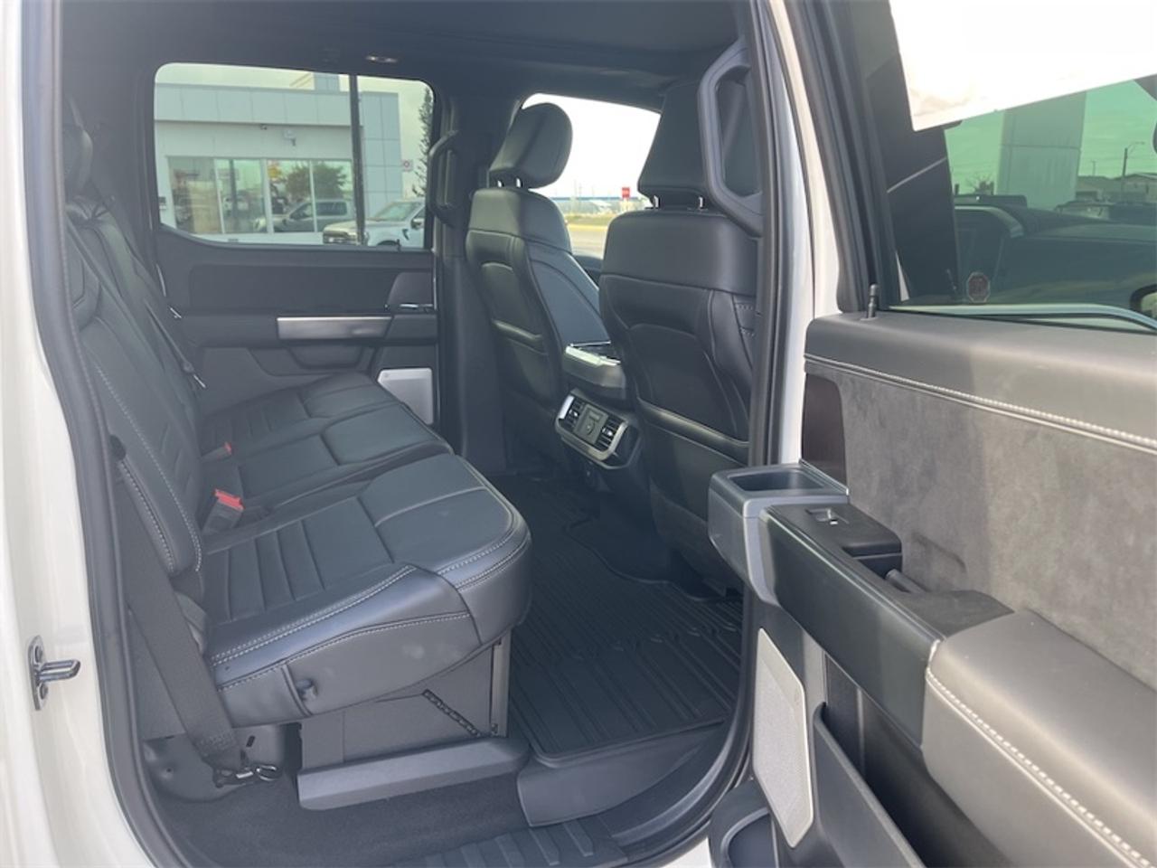2026 Ford F-150 Platinum  - Sunroof Photo5