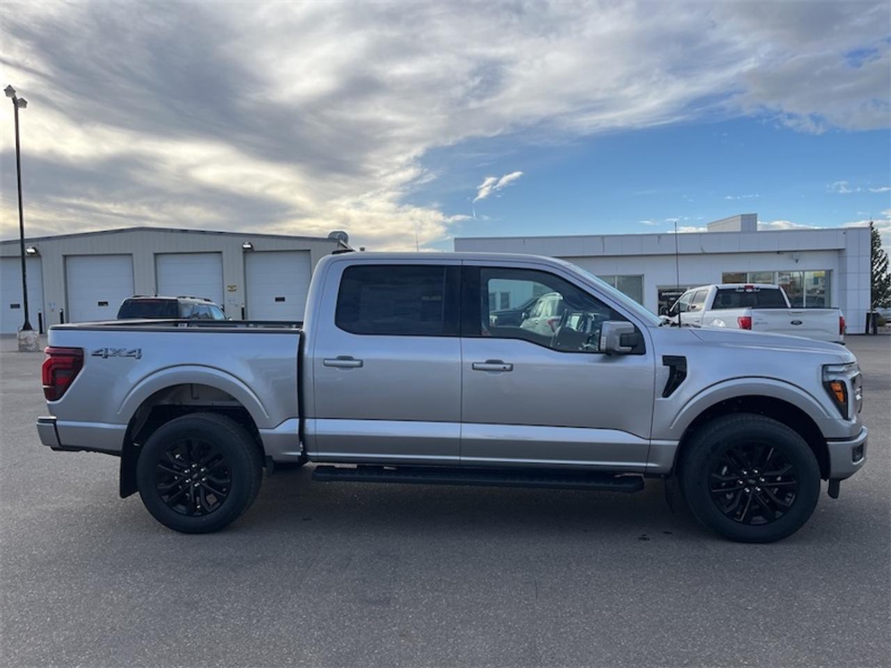 2026 Ford F-150 Lariat  - Tow Package Photo5
