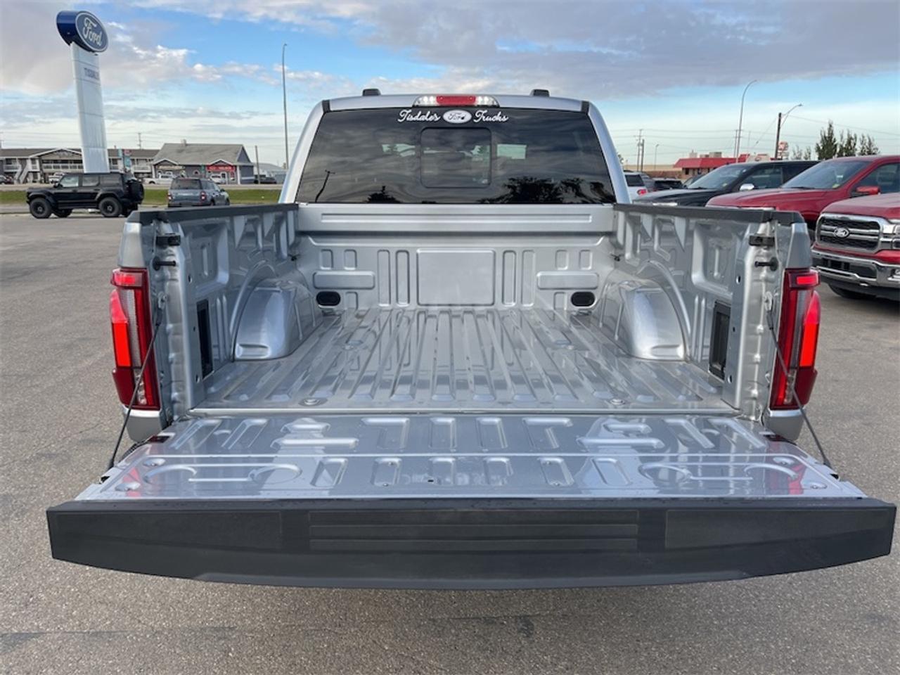 2026 Ford F-150 Lariat  - Tow Package Photo5