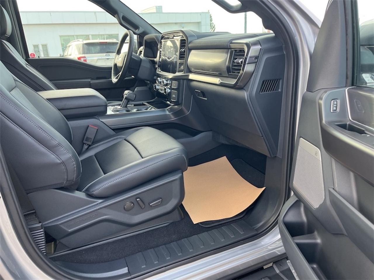 2026 Ford F-150 Lariat  - Tow Package Photo5