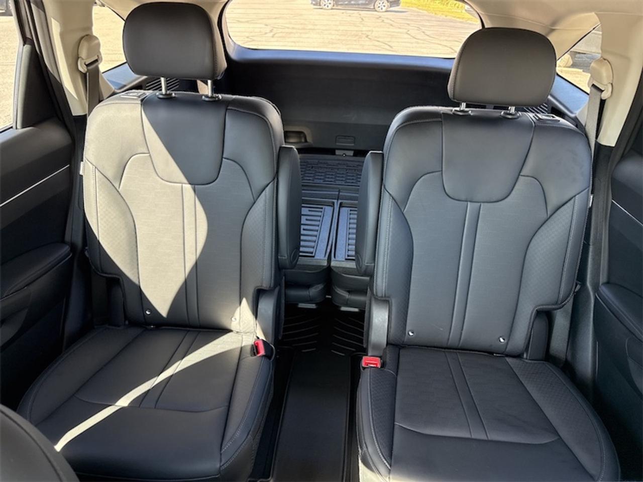 2026 Kia Sorento Plug-In Hybrid EX   - Power Liftgate Photo