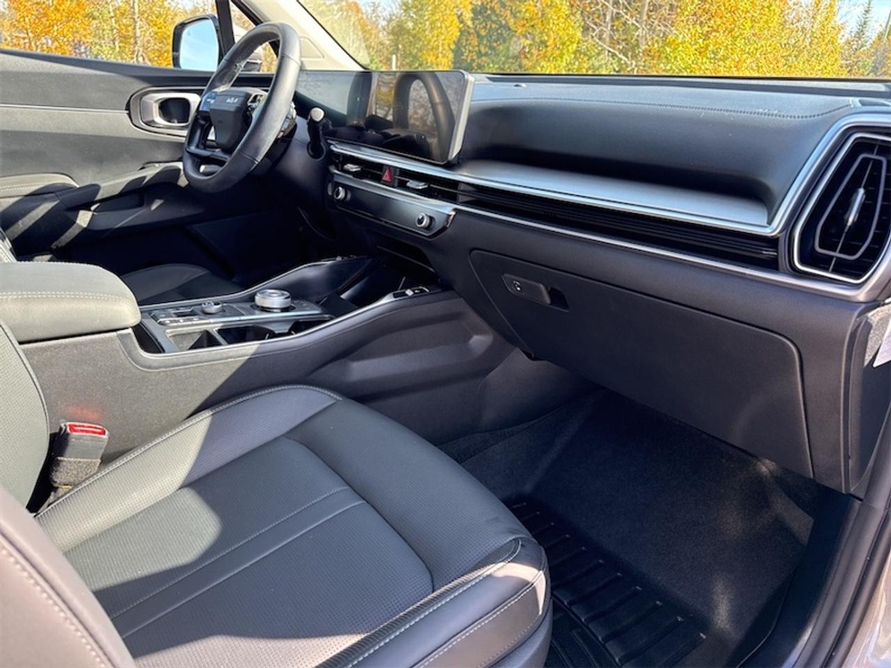 2026 Kia Sorento Plug-In Hybrid EX   - Power Liftgate Photo