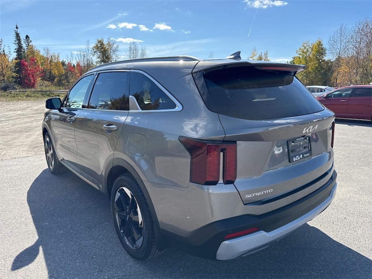 2026 Kia Sorento Plug-In Hybrid EX   - Power Liftgate Photo