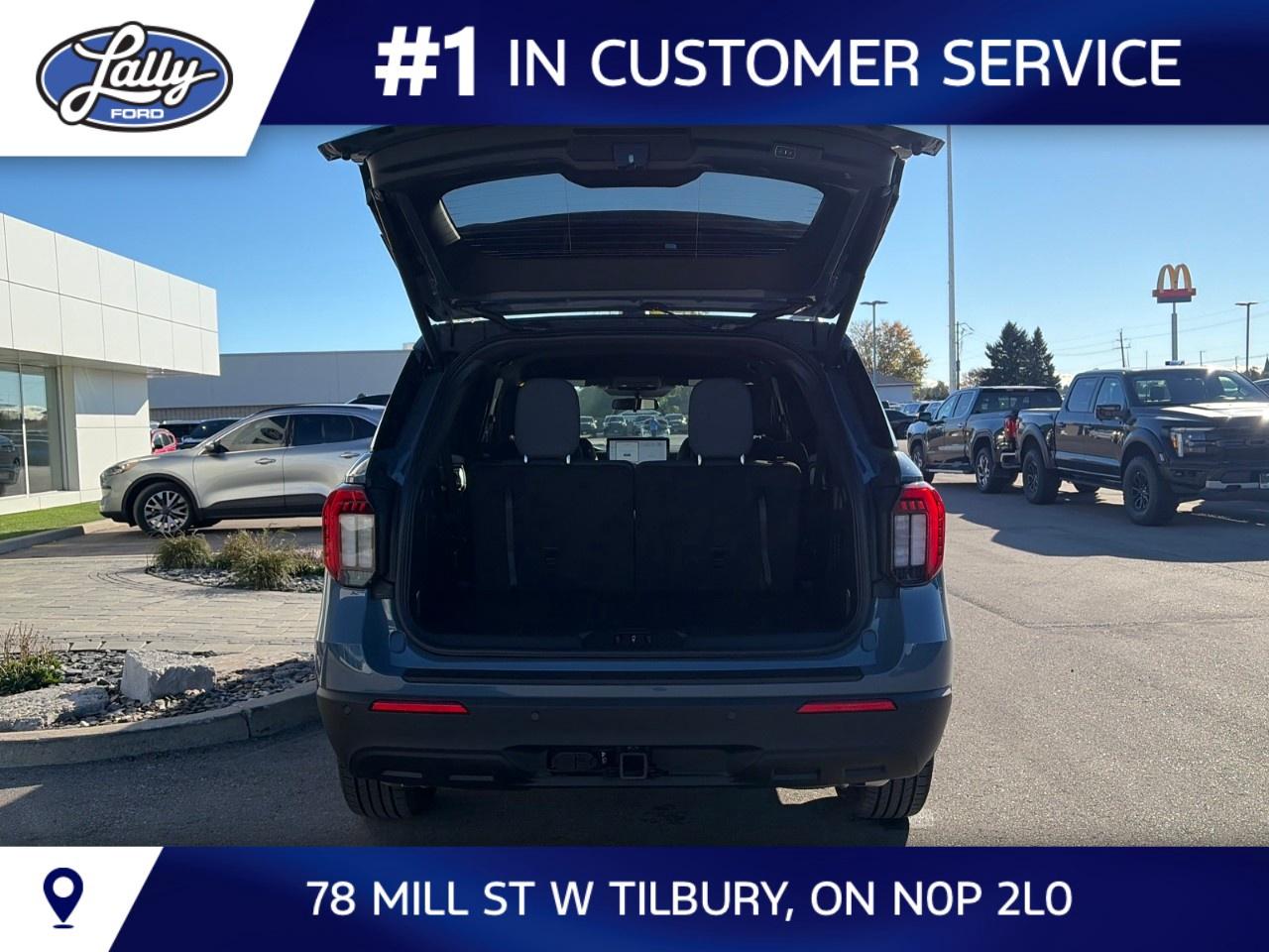 2027 Ford Explorer Active w/200A Pkg 4WD Photo