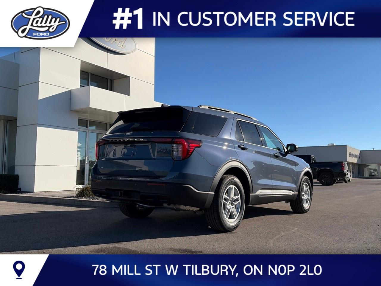 2027 Ford Explorer Active w/200A Pkg 4WD Photo