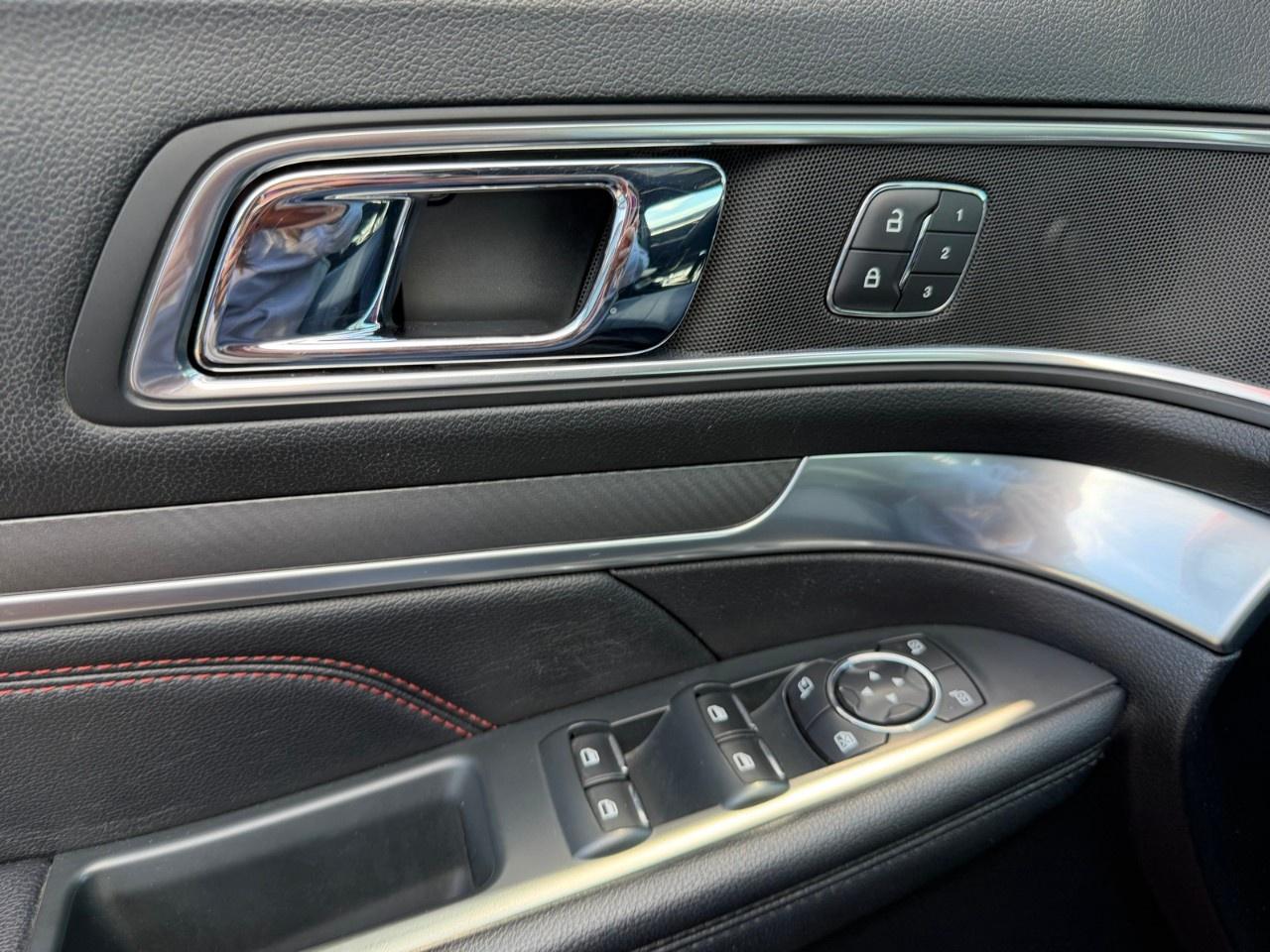 2019 Ford Explorer Sport 4WD Photo