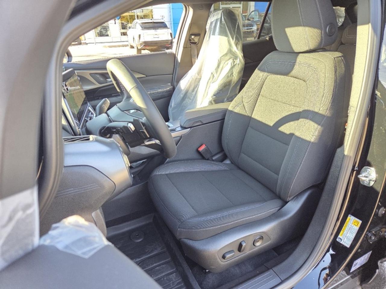 2027 Chevrolet Equinox EV LT1 w/PCY Photo