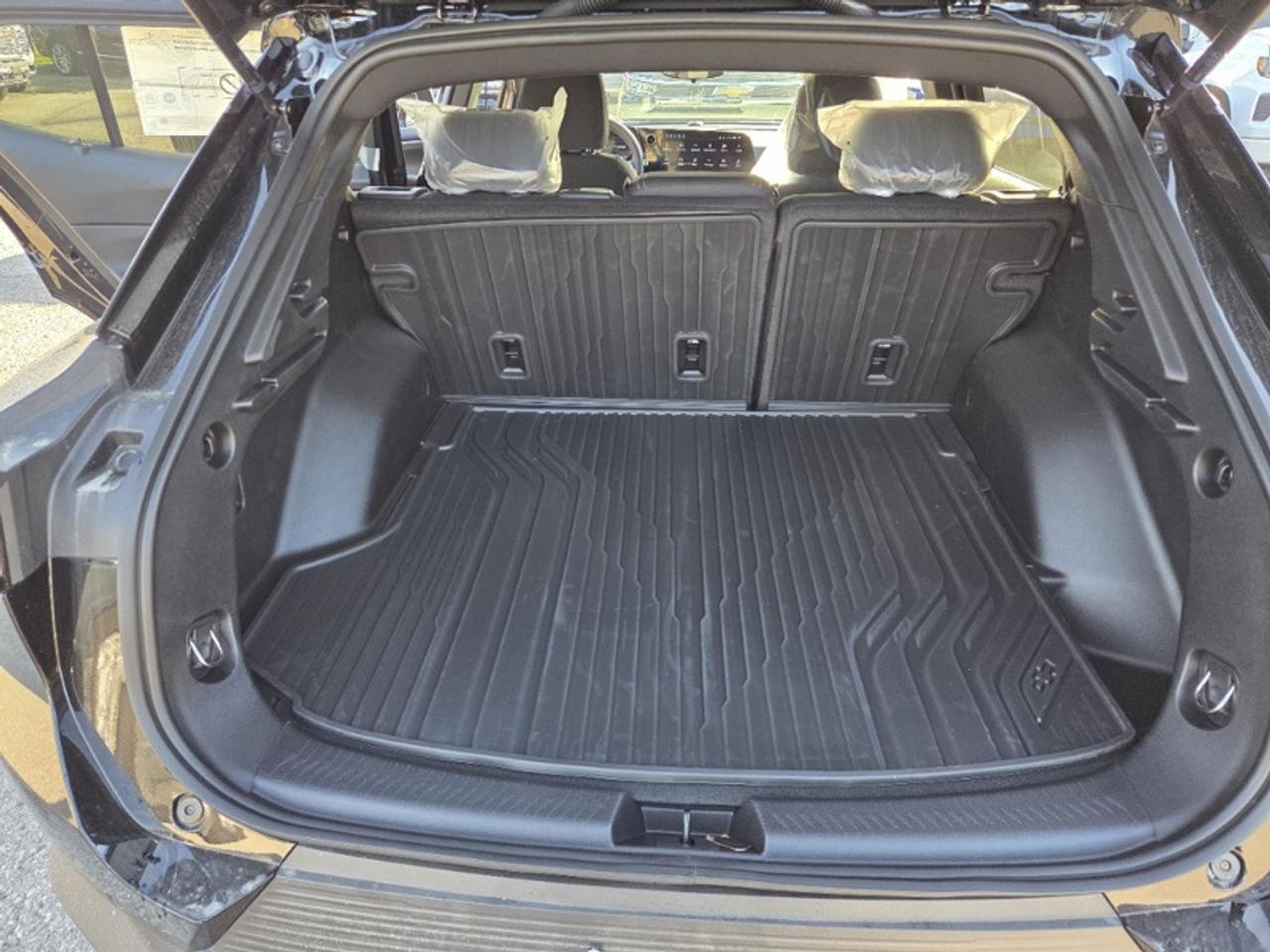 2027 Chevrolet Equinox EV LT1 w/PCY Photo