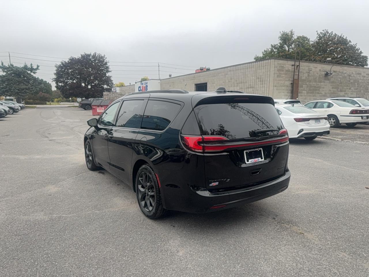 2025 Chrysler Pacifica Limited
