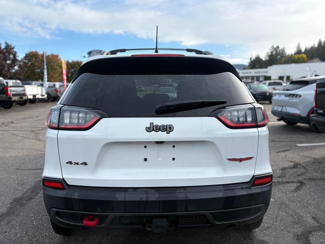 2020 Jeep Cherokee Trailhawk Photo3